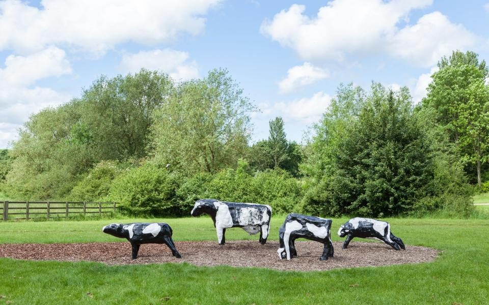 Milton Keynes Self Storage Concrete Cow